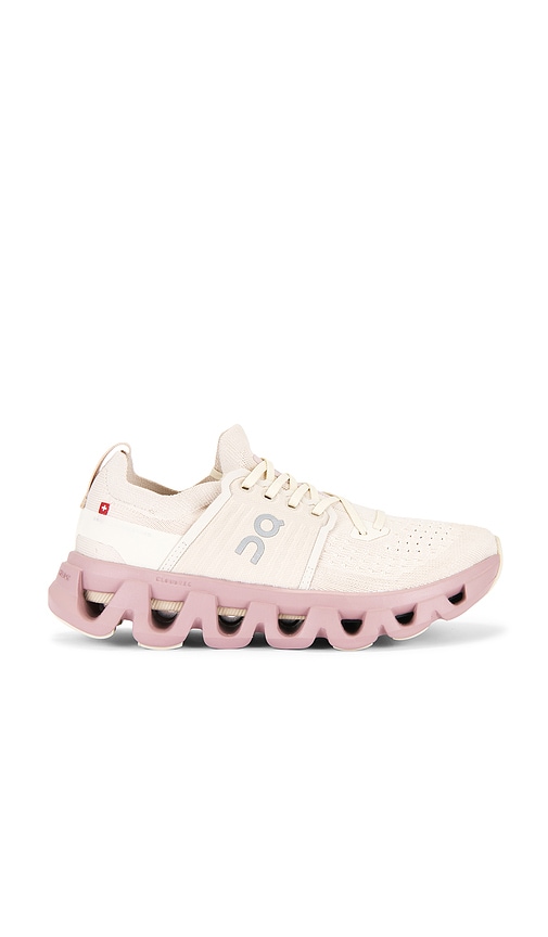 On Cloudswift 4 Sneaker In White