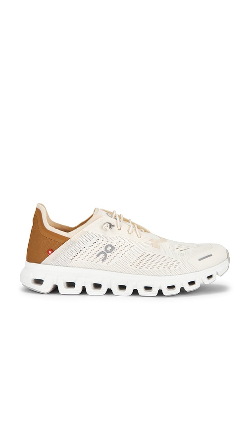 On Cloud 6 Coast Sneaker