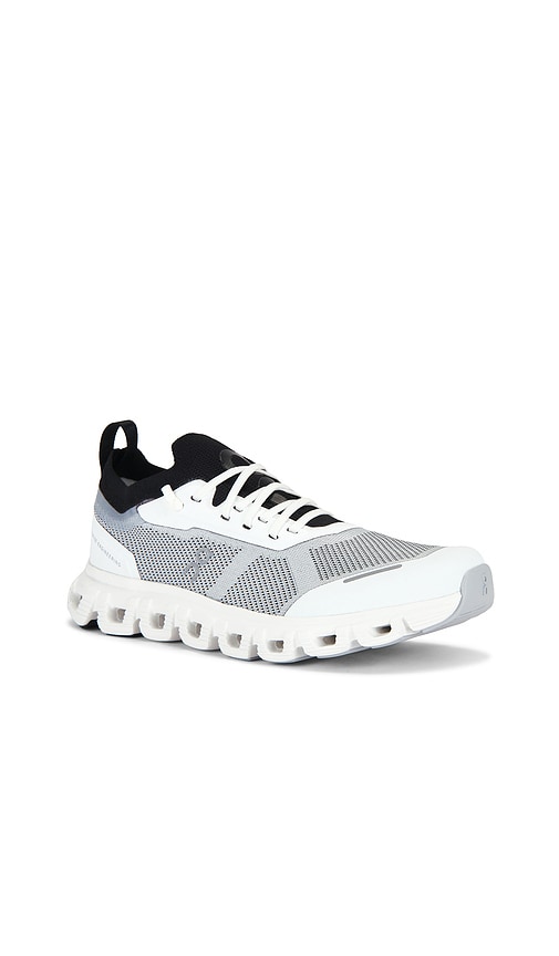 On Cloud 6 Versa Sneaker In White