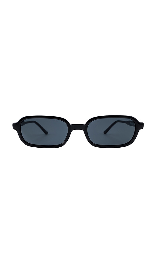 Frankie Sunglasses in Black.
