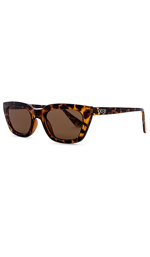 Shop Otra Nove Sunglasses In Brown