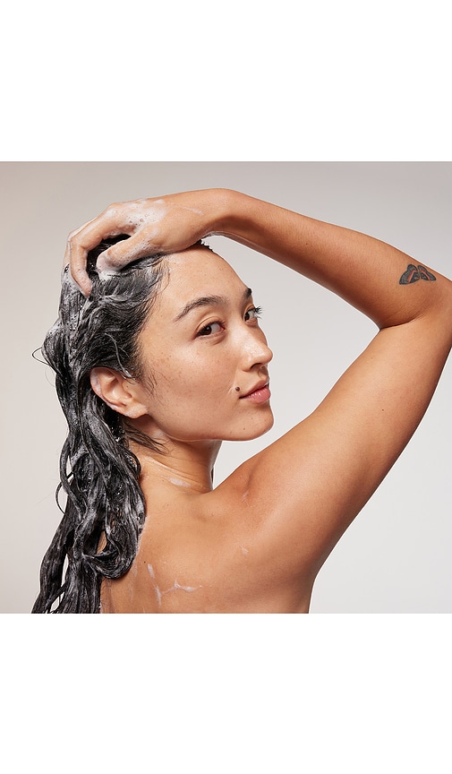  Ouai Medium Shampoo Refill Pouch In Beauty: Na. 