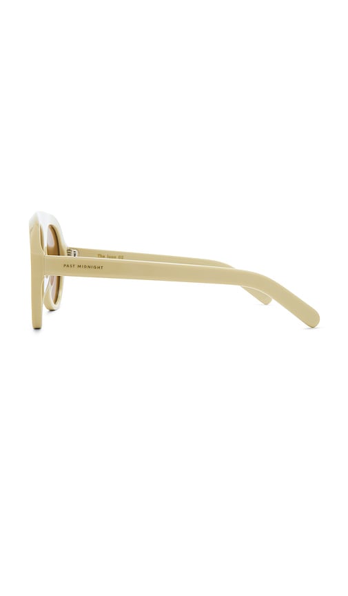  Past Midnight The Icon Sunglasses In Ivory. 