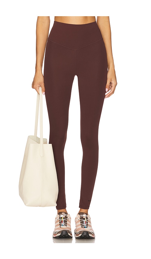 Signature Full Length Legging in Chocolate. - size L (also in M, S, XL, XS, XXL, XXS) - P.E Nation - Modalova