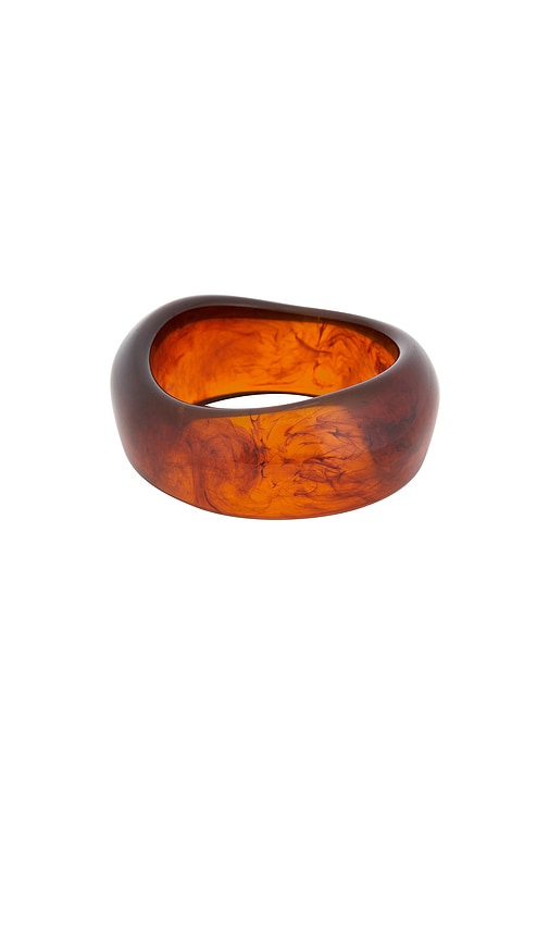 petit moments Resin Cuff