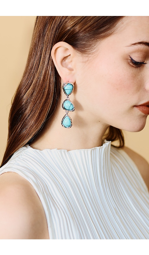 petit moments Heights Earrings | Thumbnail 3