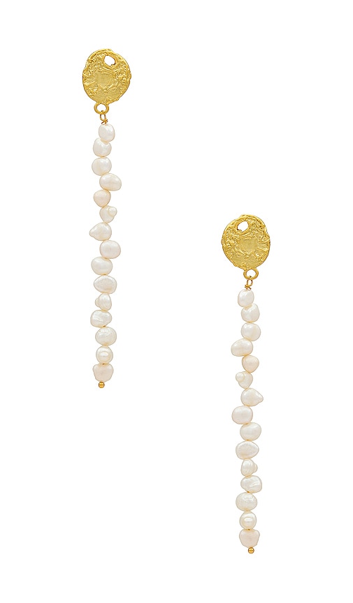 petit moments Lainey Earrings in Gold