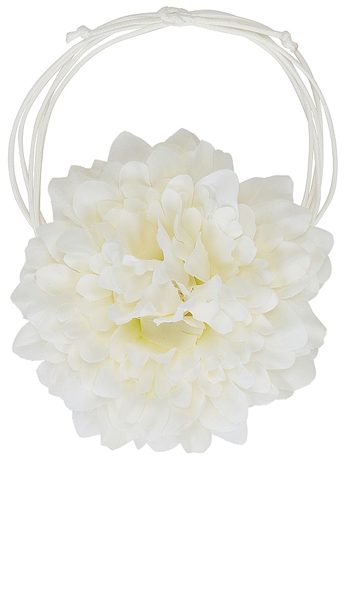 Petit Moments Dahlia Flower Necklace In White
