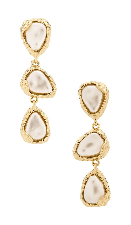 Heights Earrings in Metallic Gold.