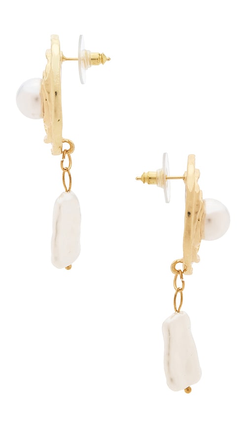 Petit Moments Lynn Earrings In Gold