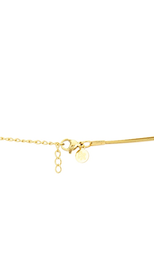  Petit Moments Halskette Mit Initialenanhänger Initial Pendant Necklace In Metallic Gold. Größe A. Also In B, C, D, E, F, G, H, J, K, L, M, N, P, R, S, 