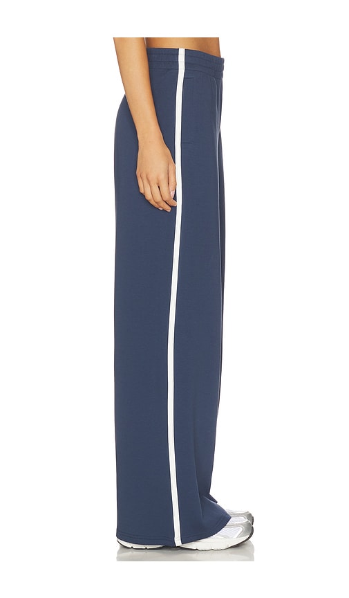  Perfectwhitetee Reisehose Mit Weitem Bein In Navy. Größe S. Also In M. 