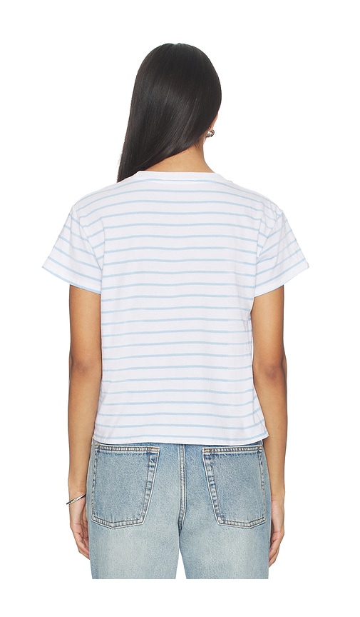  Perfectwhitetee Gestreiftes Boxy T-shirt Mit Rundhalsausschnitt In Baby Blue. Größe L. Also In Xl. 