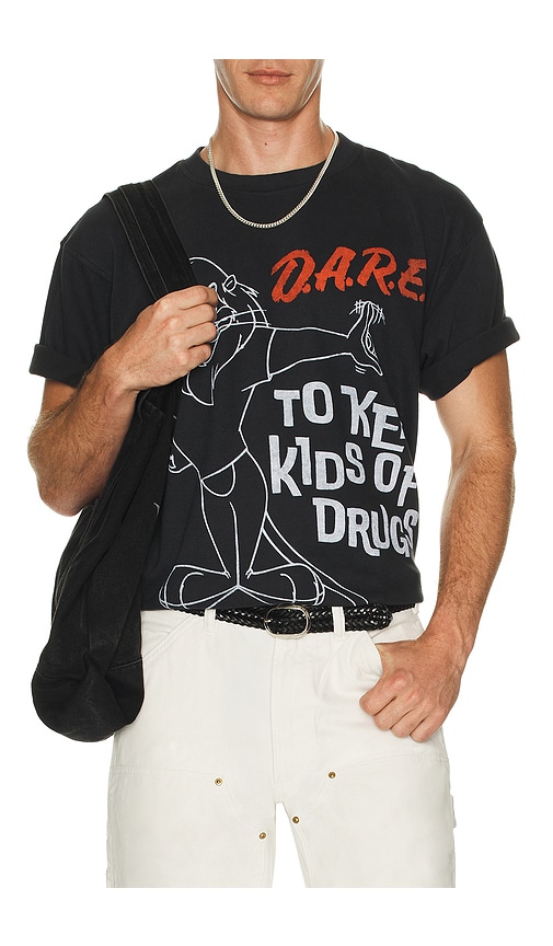  Philcos Shirt D.a.r.e. Darren In Black. Größe M. Also In L. 