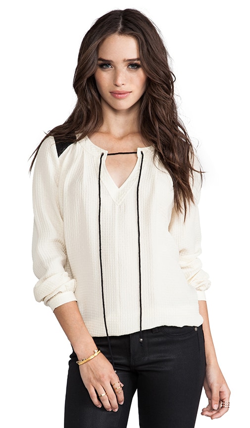 Matte Seersucker Tie Neck Peasant Blouse