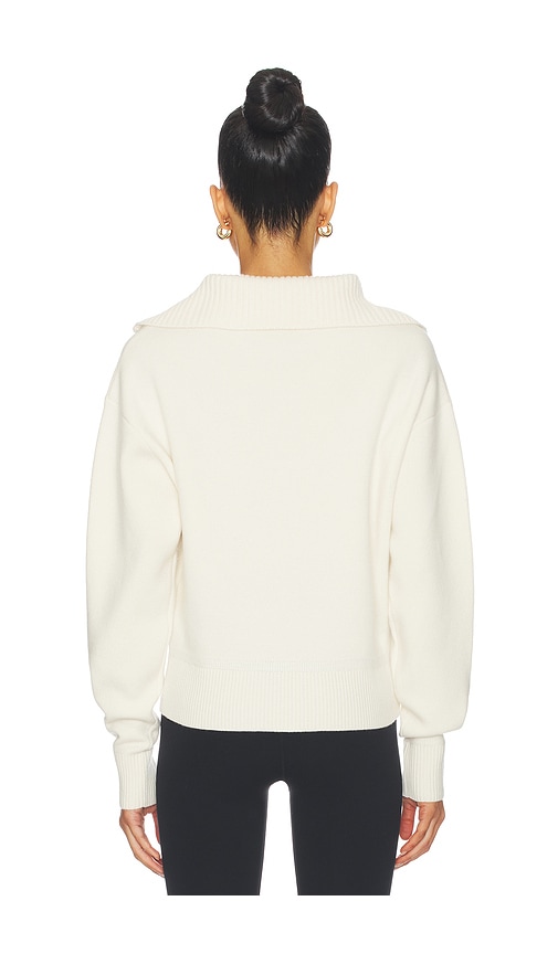  Perfect Moment Pullover & Sweatshirts In White. Größe Xs. Also In S, M, L. 