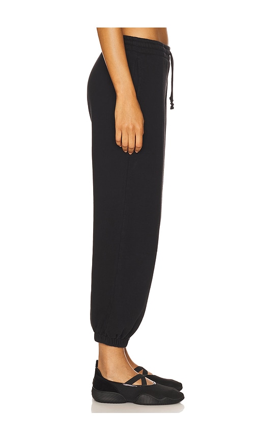 Port De Bras Aya Jogger In Black