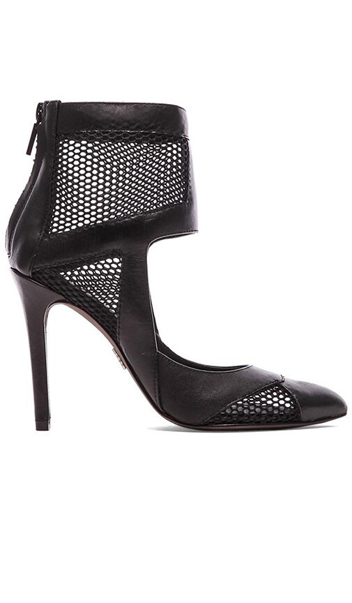 Zoia Heel
