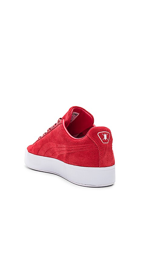 red platform pumas