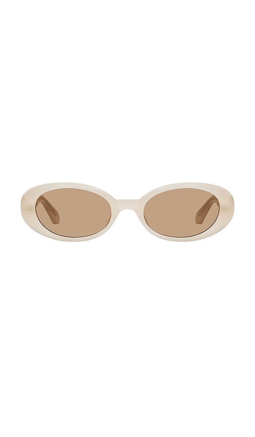 Quay Felt Cute Sunglasses in White.