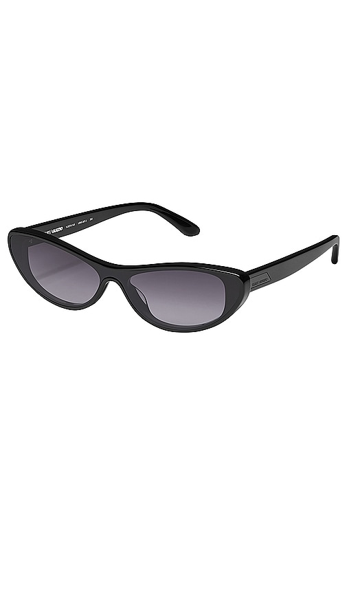 Shop Quay X Guizio Slate Cat Eye Sunglasses In 黑色 & 烟灰色