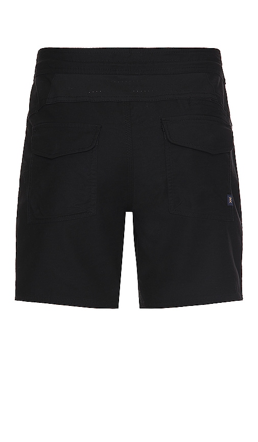 Shop Roark Layover Traveler Short In 黑色