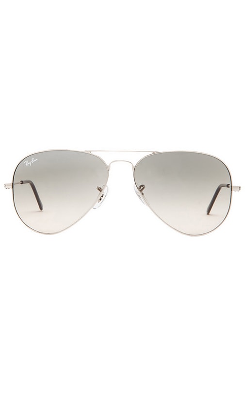 Ray-Ban Aviator Gradient in Metallic Silver.