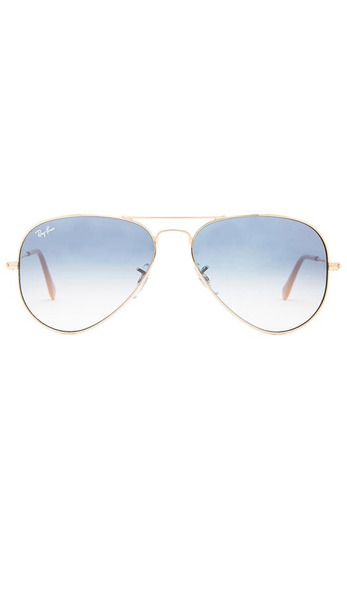 Ray-Ban アビエイター in Metallic Gold.