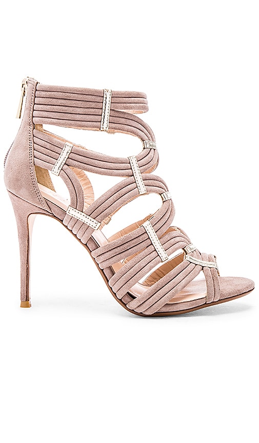 Britt Heel
