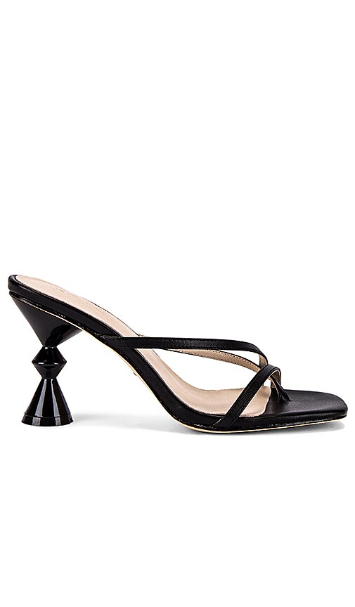 Yoko Heel