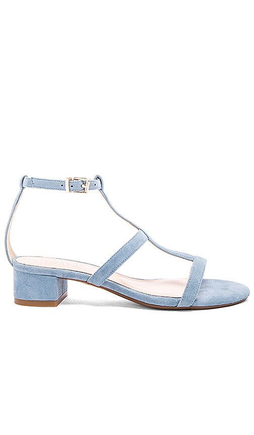 Adele Sandal