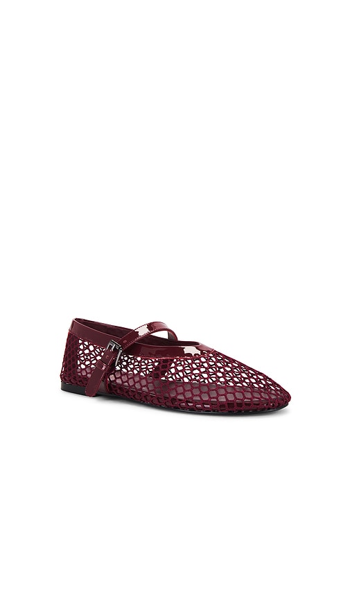 Raye Noam Flat In Burgundy