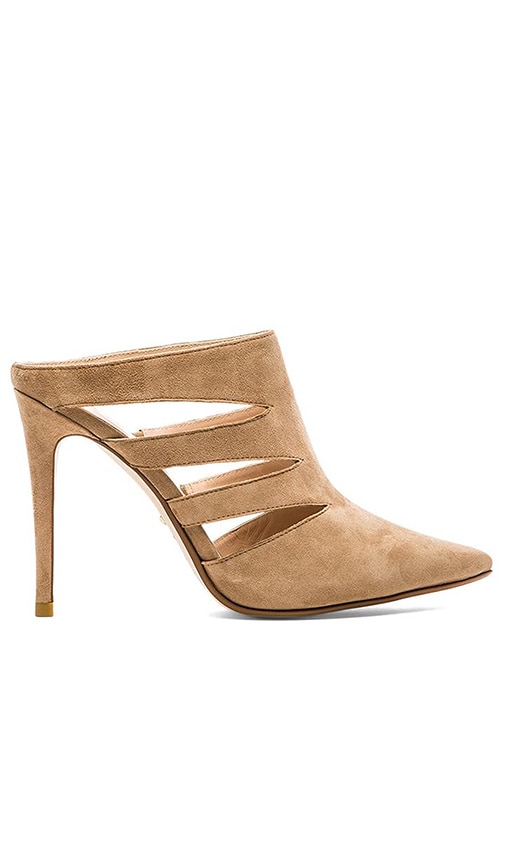 RAYE Chloe Heel in Tan | REVOLVE