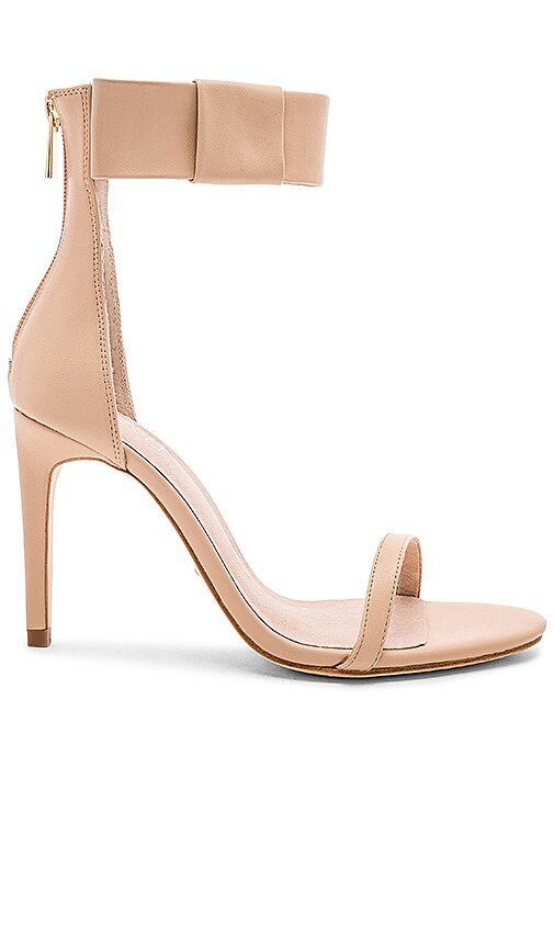 Henley Heel