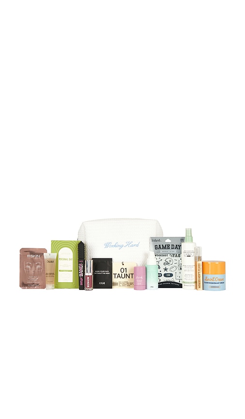 REVOLVE Beauty Campus It Girl Essentials