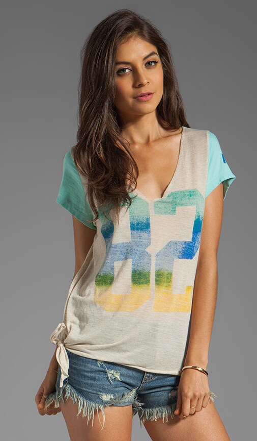 82 Boyfriend Tie Tee