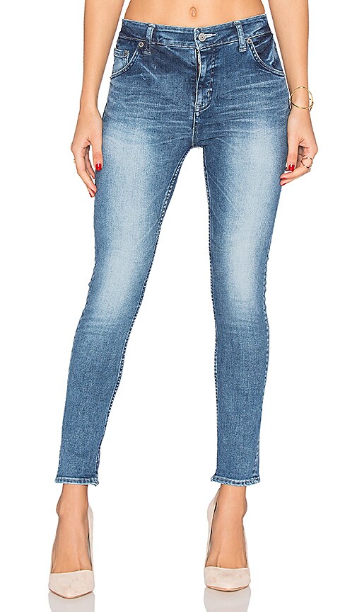 L'AGENCE Monique Ultra High Rise Skinny Jean in Omaha