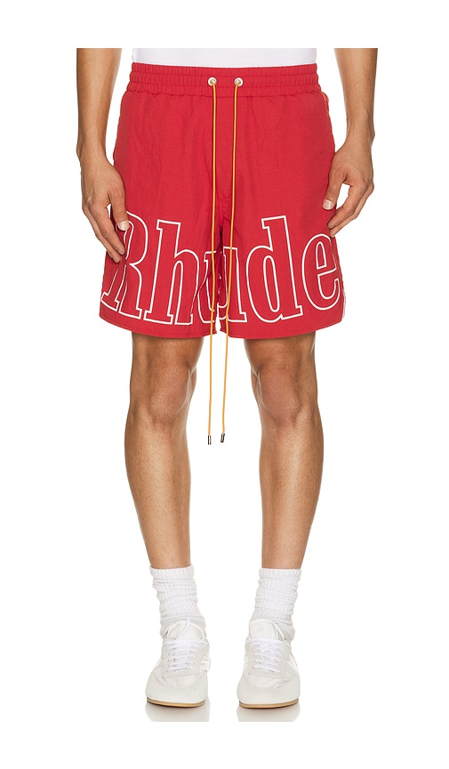 Rhude Logo Track Short en Red. Taille XL/1X. Also en S, M, L, XXL/2X.