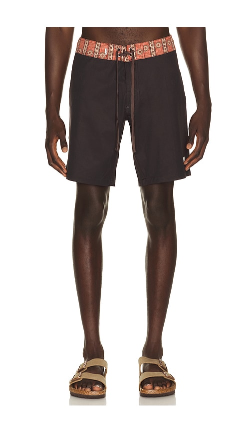 Rhythm SHORT DE BAIN NA en Brown. Taille 30. Also en 32, 33, 34, 36.