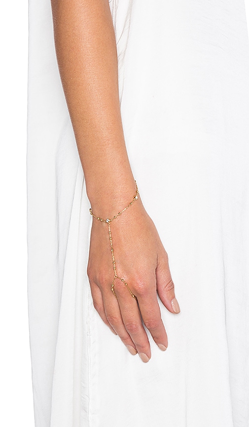 CHAINE DE MAIN AVEC PERLES