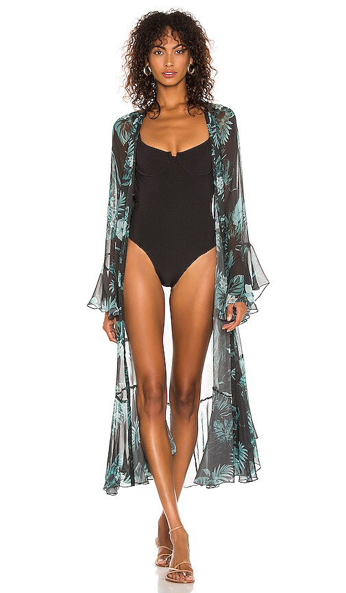 revolve rococo sand