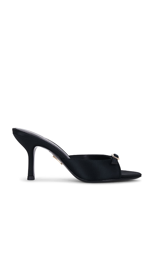 Fernanda Sandal
