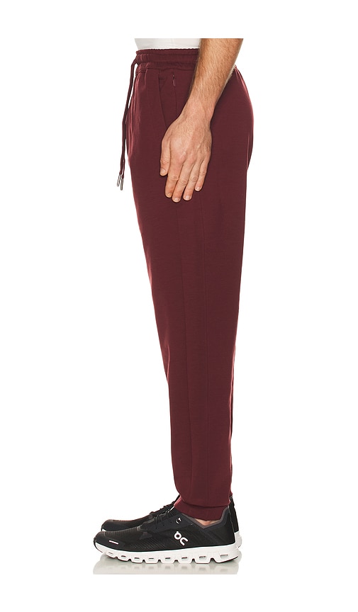 Rhone Dreamstate Jogger In Brown