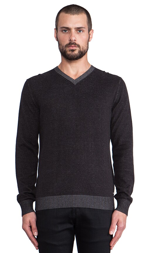 Plate Sweater V-Neck