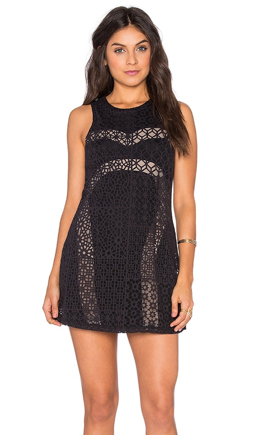 Женские платья rvca. Платье с скрещенным. Купальник из неопрена слитный. Платье лас вегас купить. Женские платья rvca.