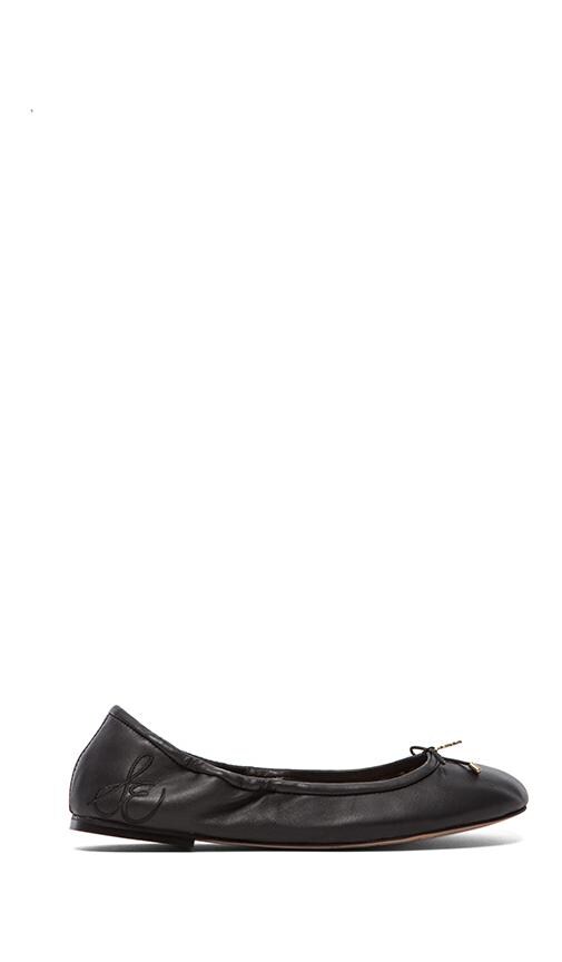 Felicia Flat
