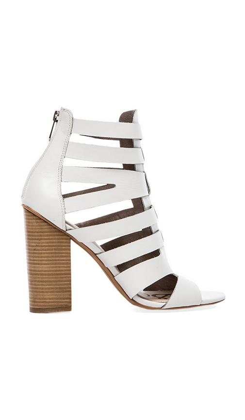 Yazmine Heel