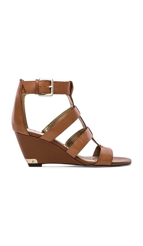 Sabrina Wedge