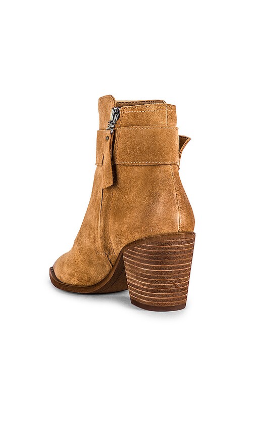 leonia bootie sam edelman