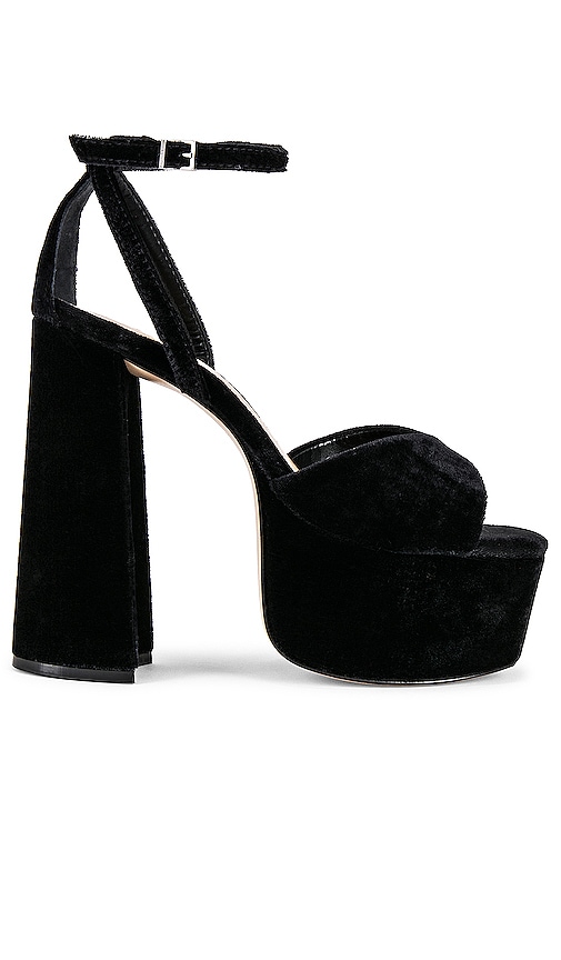 Schutz Aryia Platform Sandal in Black | REVOLVE